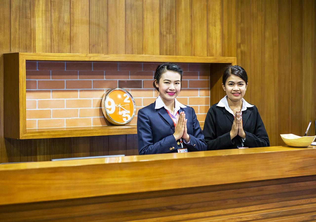 B2 Udon Thani Boutique And Budget Hotel Экстерьер фото